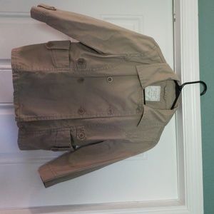 Jacket - sleeves are 3/4 length